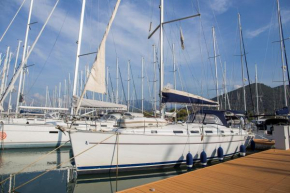 Salerno sailing charter